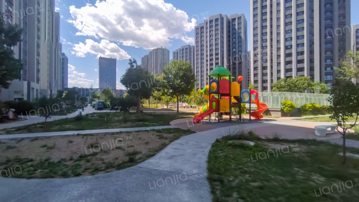 天资华府64号楼203室