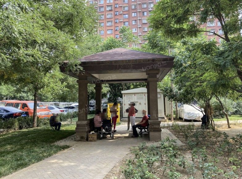 鸿坤理想城五期5号楼1单元1301室