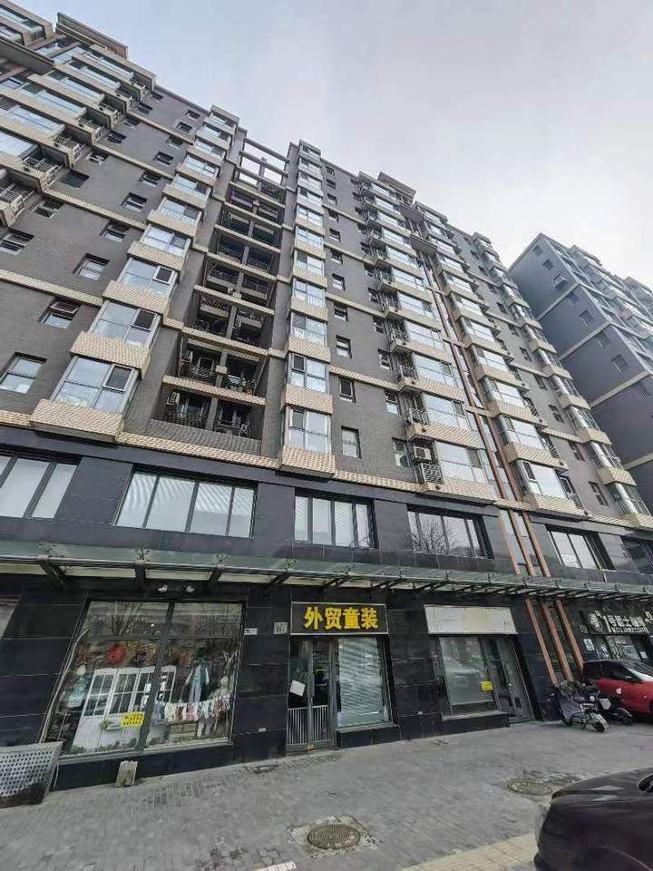 新裕商务大厦90号楼12室（复式底商）