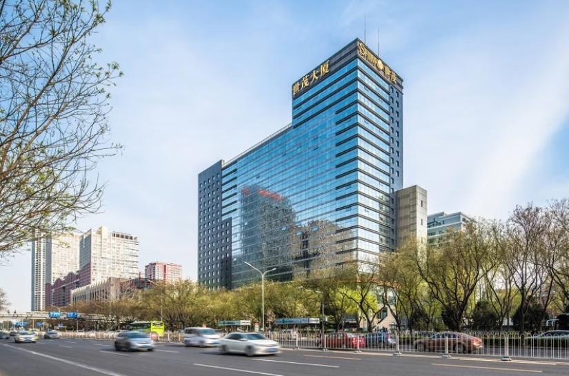 世茂大厦负4至24层房产及土地使用权