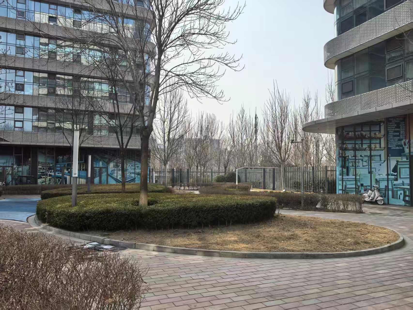 泰禾中央广场三期65号院2号楼516室